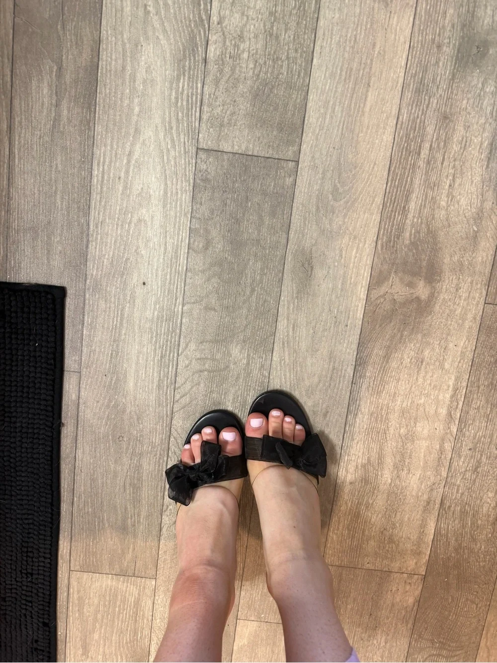 Moda black bow heels with mesh bow detail